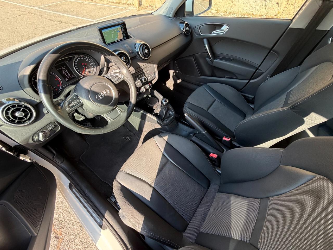 Audi A1 SPB ADMIRED/1.4 TDI 90CV/NAVI/NEOPATENTATI