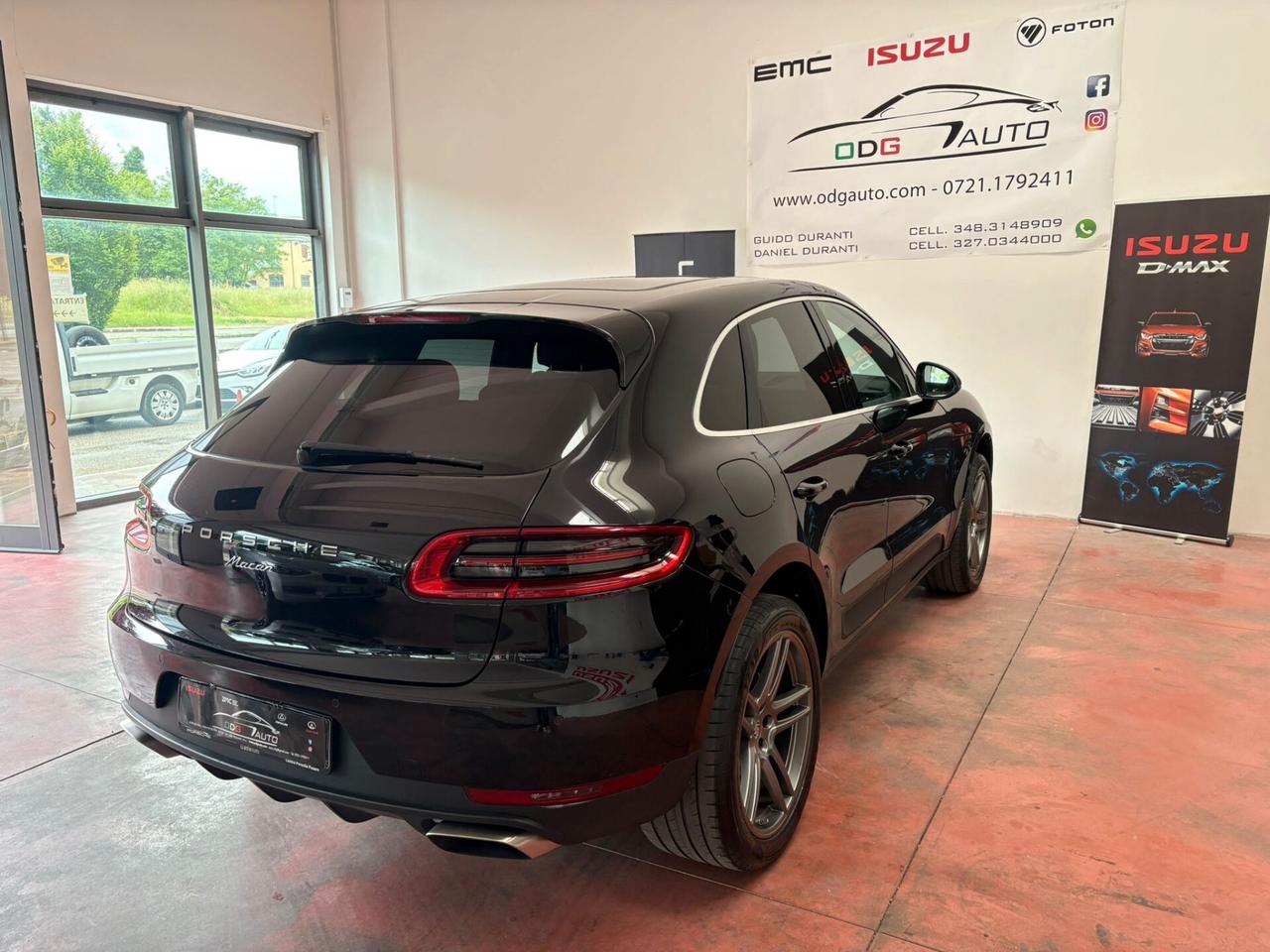 PORSCHE MACAN 4X4 CAMBIO AUT. Benz.2.0 CV 252 Km 121.037 Garanzia 12 mesi