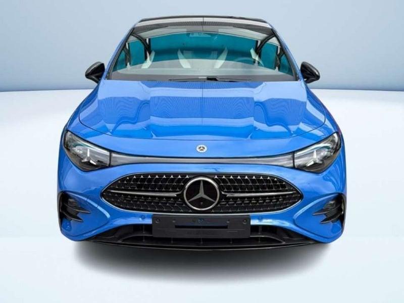 Mercedes-Benz CLA 200 Automatic 4Matic Coupé AMG Line