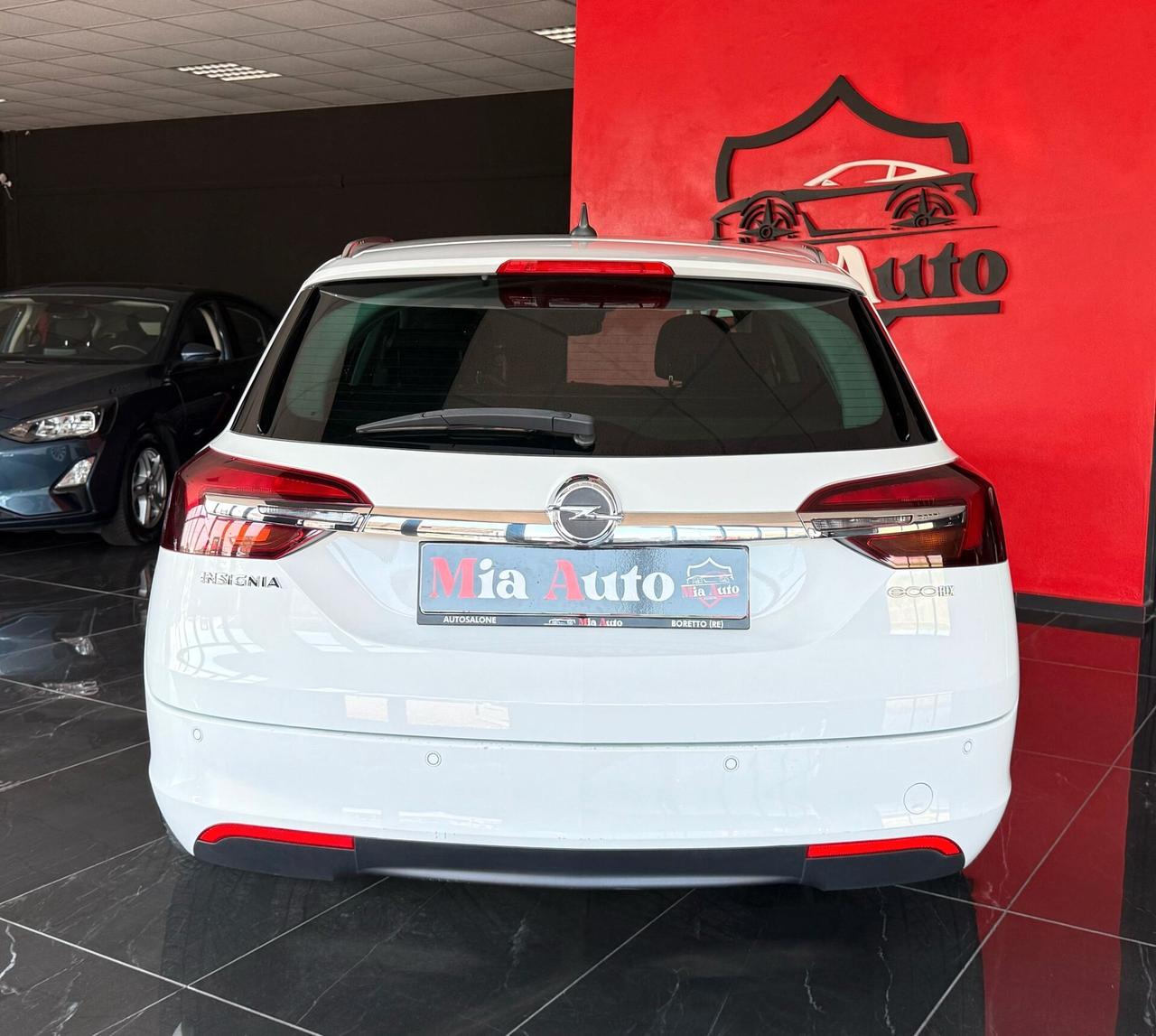 Opel Insignia 2.0 CDTI 140CV Ecopower Sports Tourer Cosmo Business
