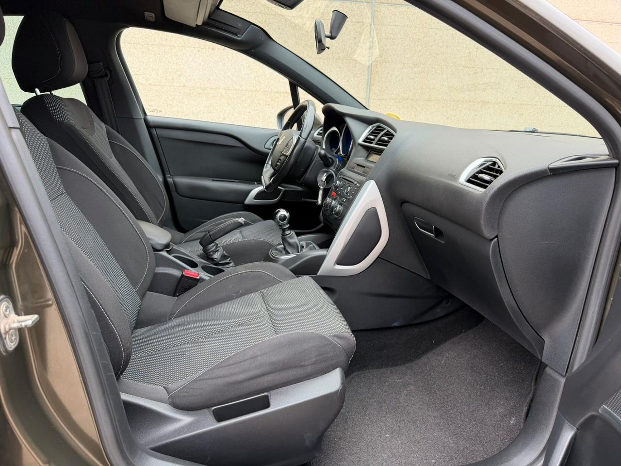 DS4 1.6 e-HDi Berlina 110cv Euro 5B