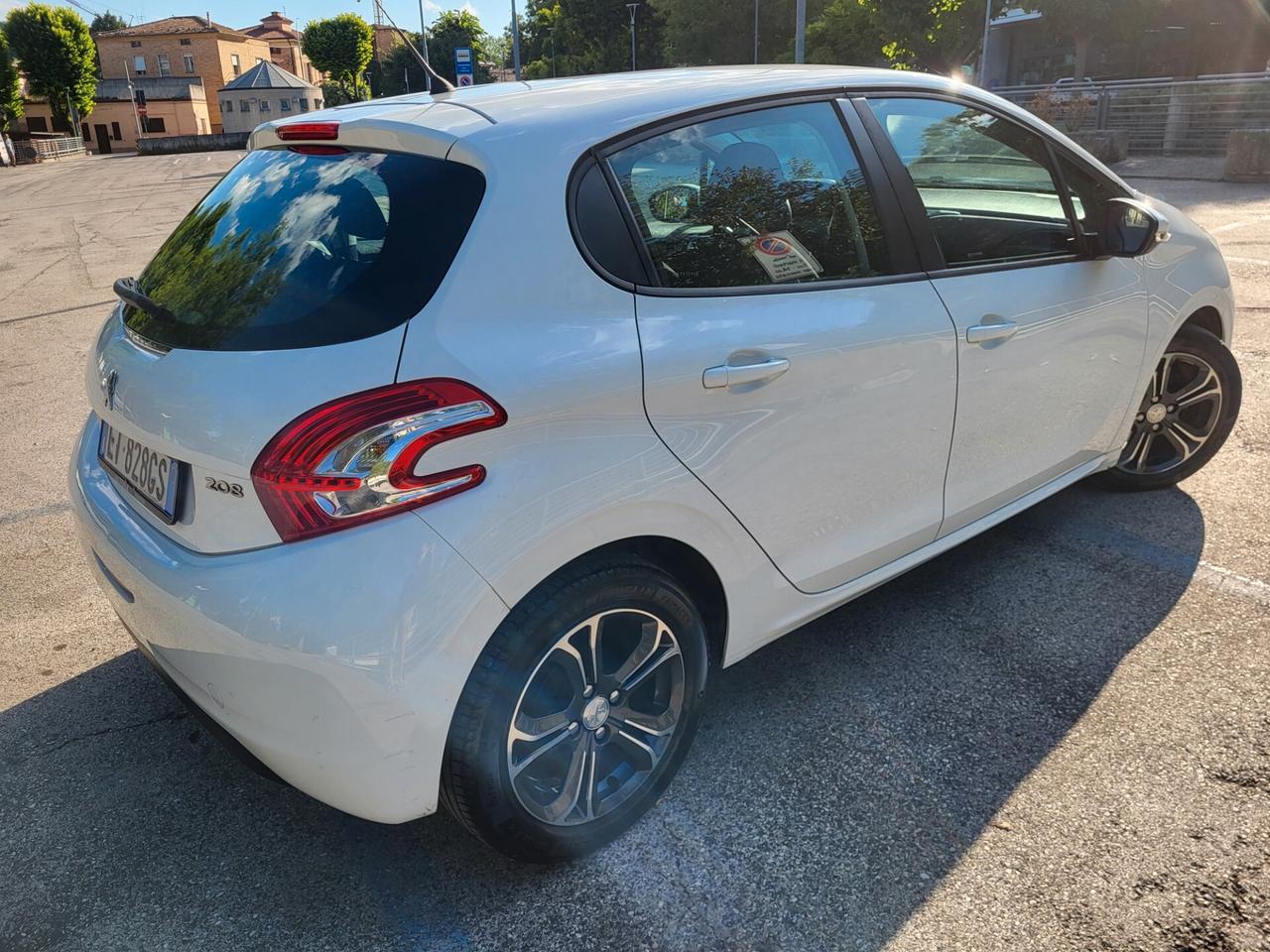 Peugeot 208 1.4 HDI-CINTA DISTRIBUZ. E TAGLIANDO