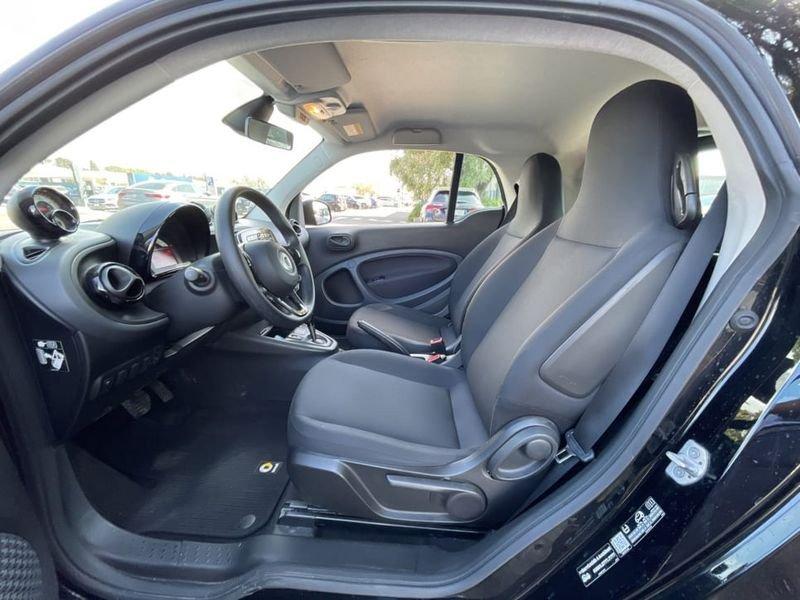 smart fortwo EQ PURE 4,6KW
