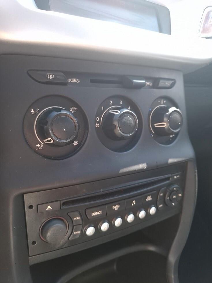 Citroen C3 1.1 Attraction - 2012