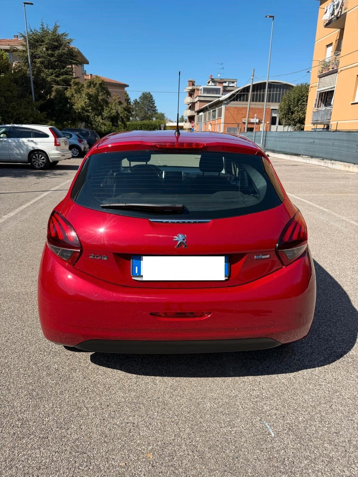 Peugeot 208 1.2 GPL - NEOPATENTATI - 12 MESI DI GARANZIA -