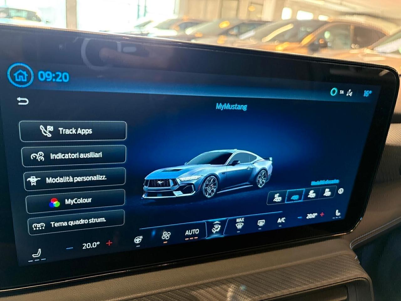 Ford Mustang Fastback DARK HORSE 5.0 V8 453 CV 6mt