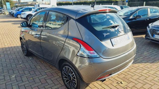 LANCIA Ypsilon 1.0 FireFly 5 porte S&S Hybrid Ecochic Gold