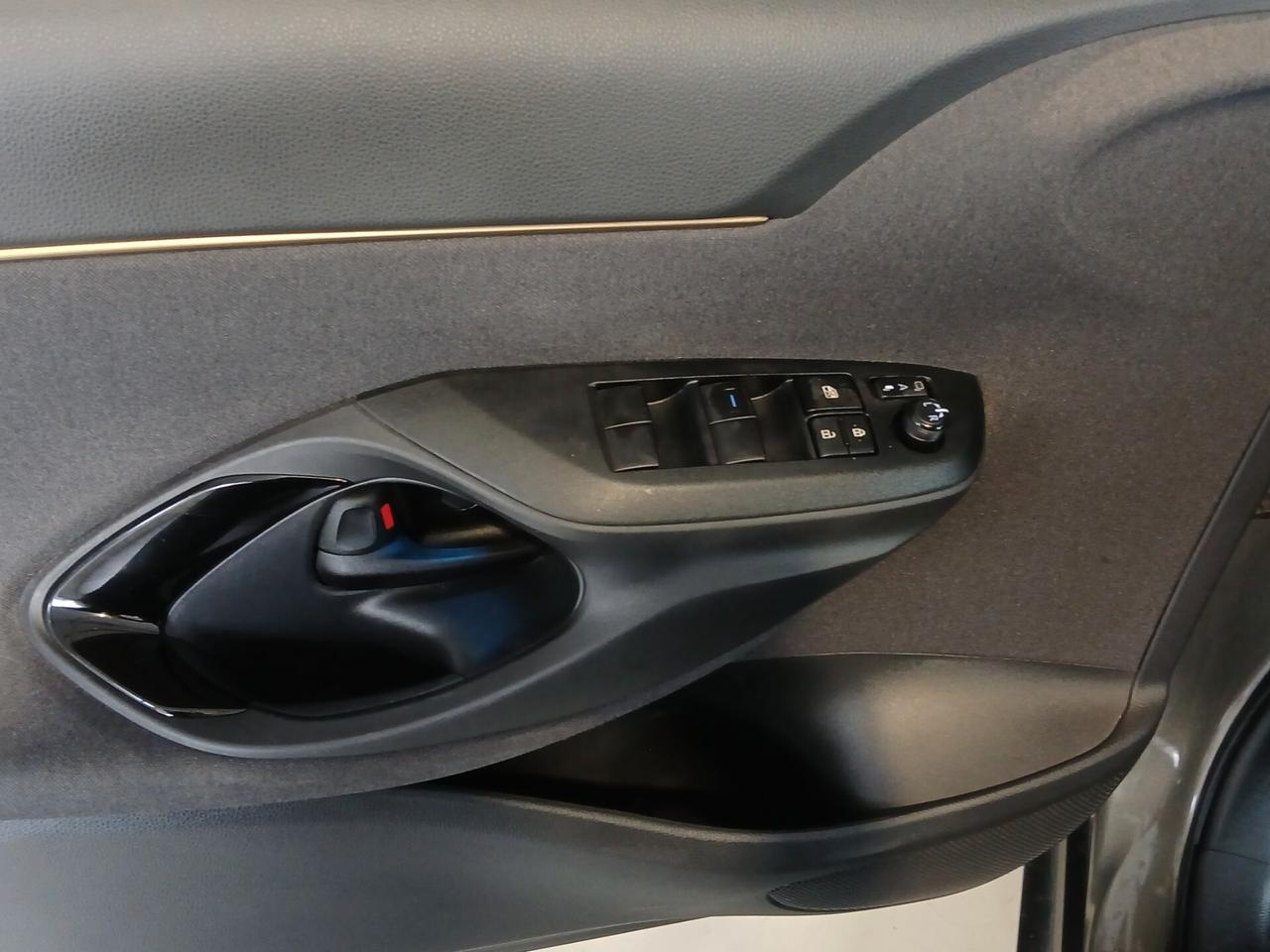 Toyota Yaris Cross 1.5 Hybrid 5p. E-CVT AWD-i Adventure