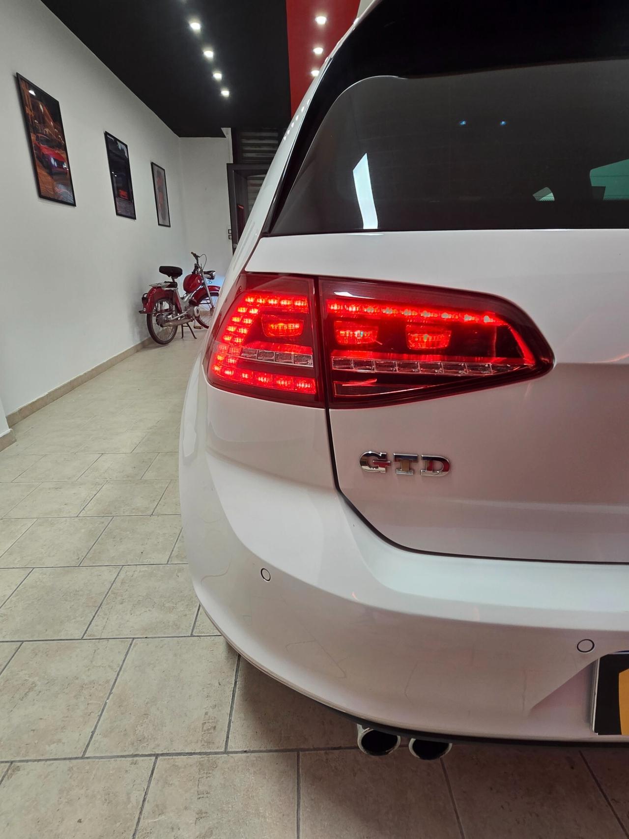 Volkswagen Golf GTD 2.0 TDI 5p. BlueMotion Technology