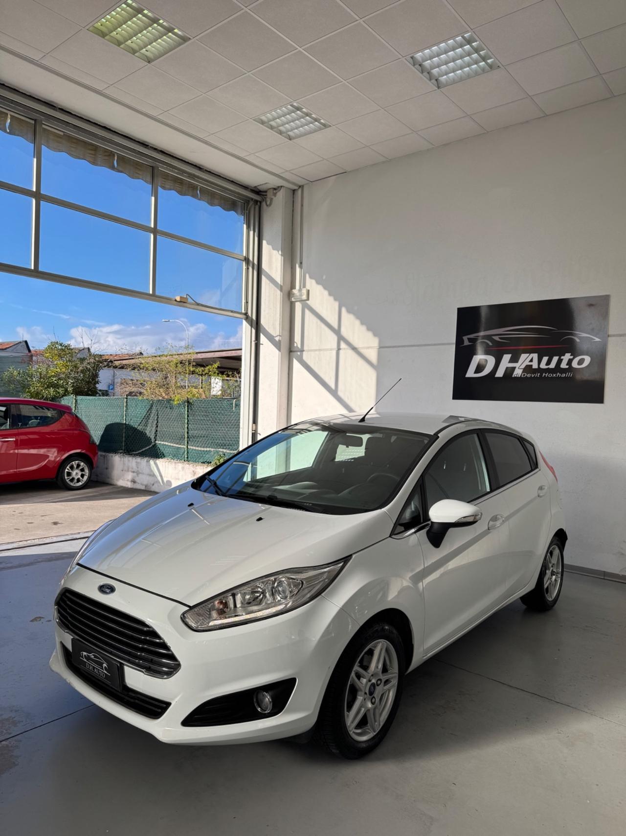 Ford Fiesta 1.5 TDCi 75CV 5 porte Titanium