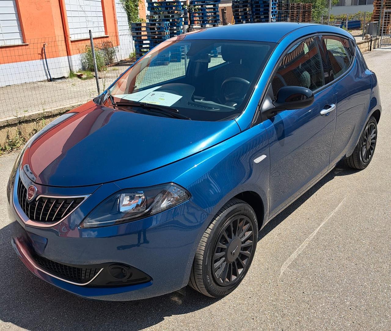 Lancia Ypsilon 1.0 FireFly 5 porte S&S Hybrid Ecochic Silver PREZZO SENZA VINCOLI