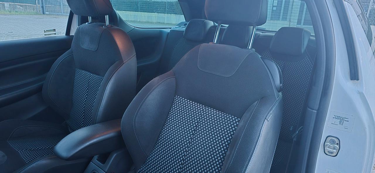 Ds DS3 3 1.4 VTi 95 CMP-5 Just Black