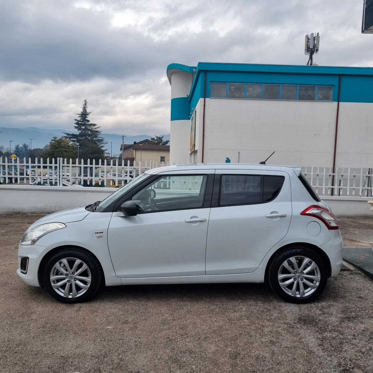 Suzuki Swift 1.3 DDiS 5 porte B-Cool