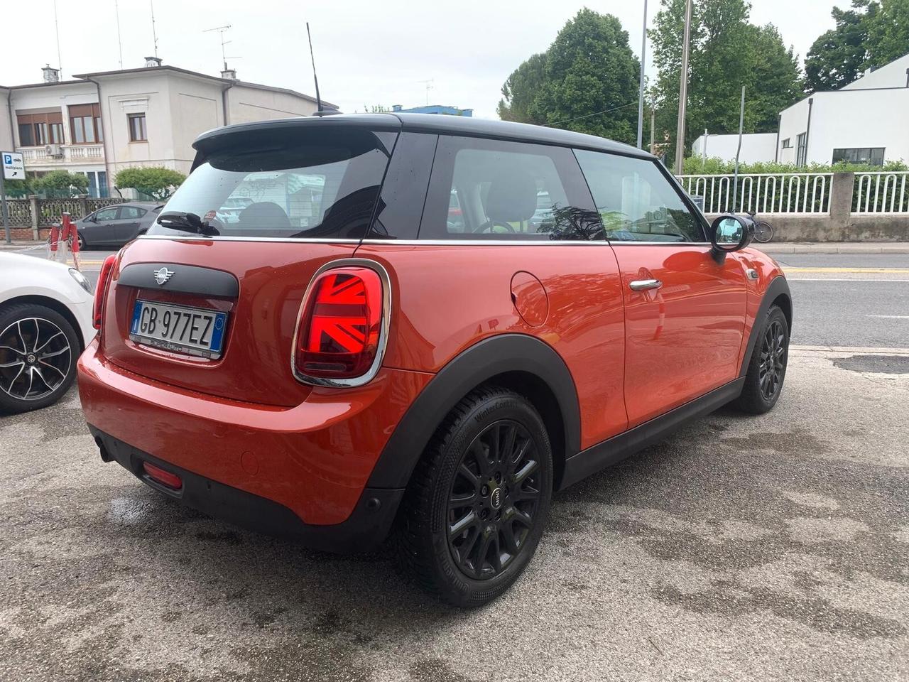 Mini 1.5 One Baker Street Neopat.