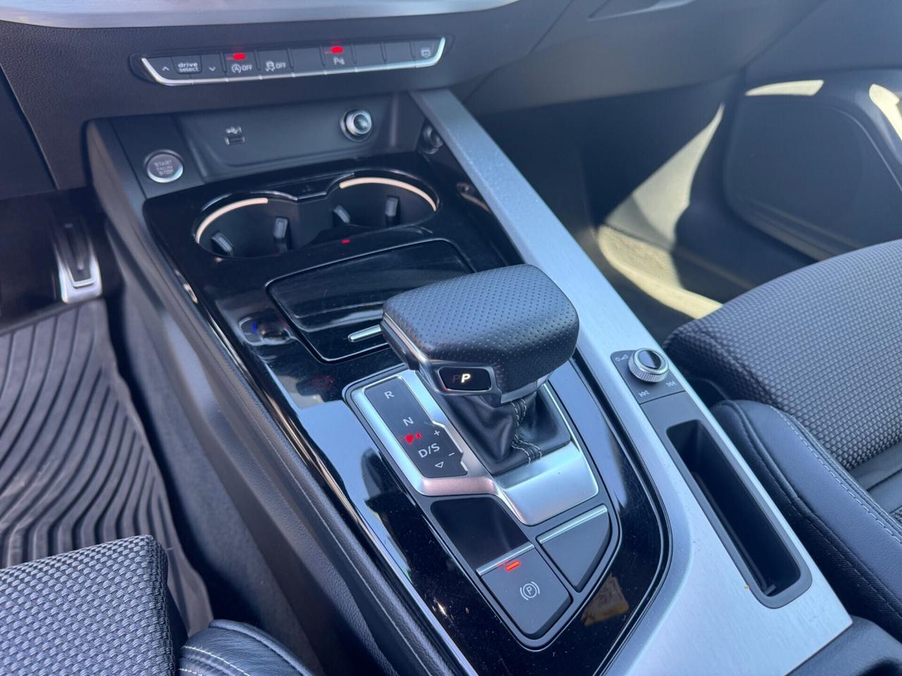 Audi A4 Avant 40 TDI quattro S tronic S line