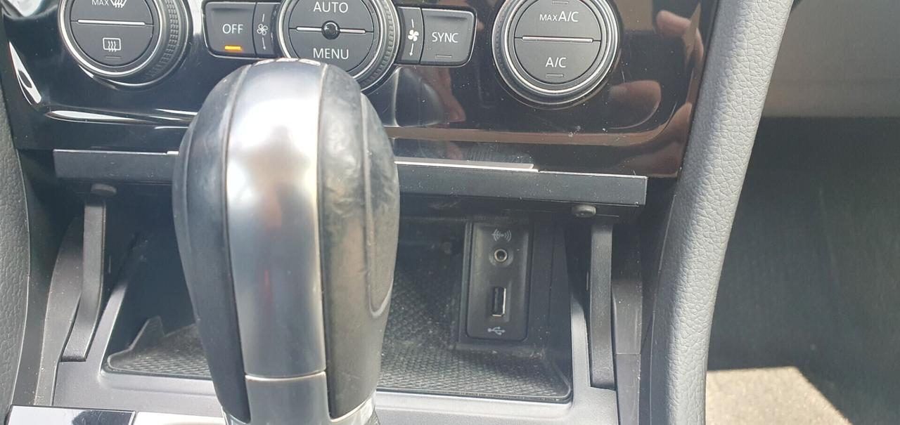 Volkswagen Golf 1.6 Tdi 110 CV DSG 5p. Executive