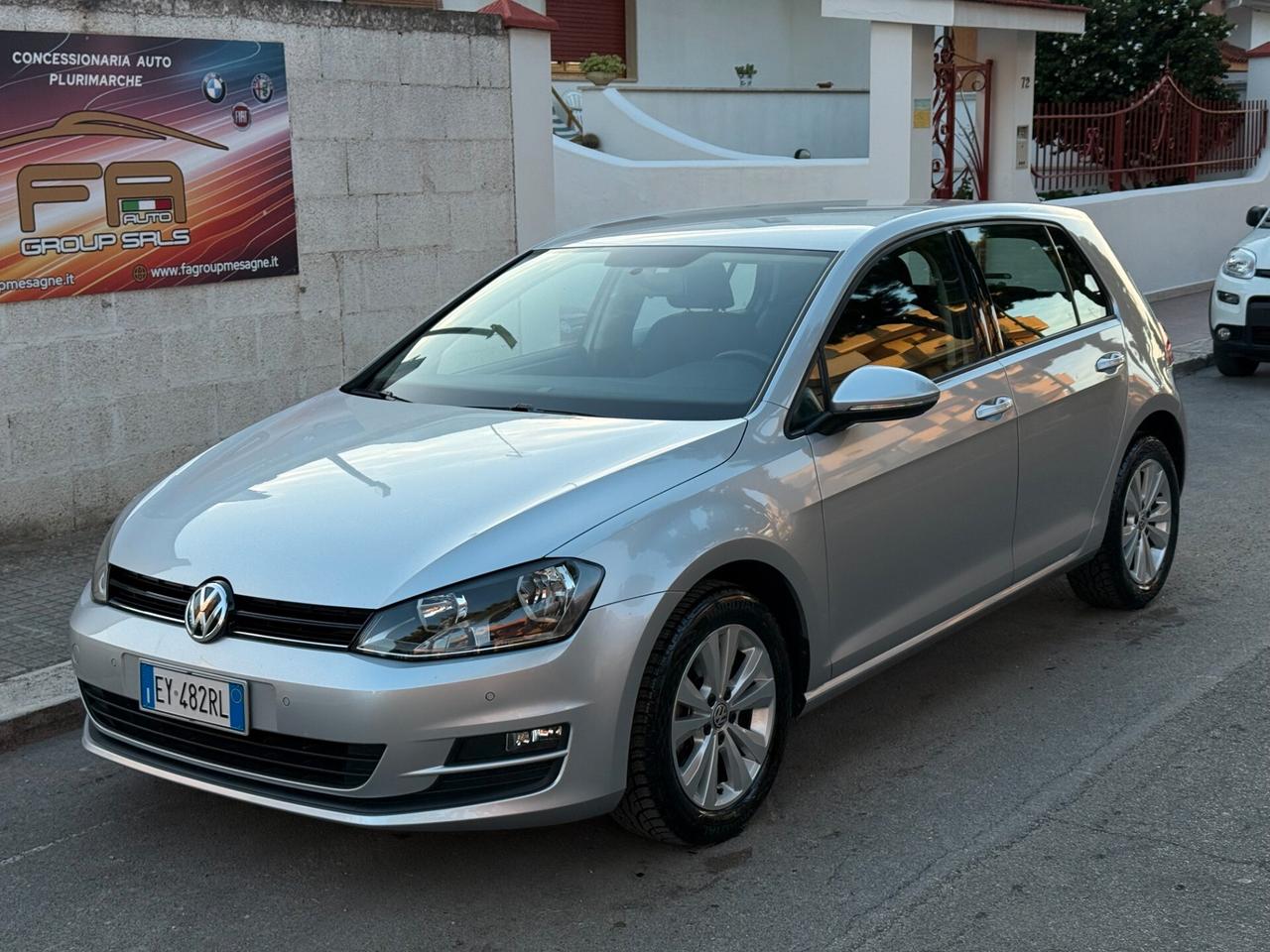 Volkswagen Golf 1.6 TDI 5P Comfortline BM Tech 2015