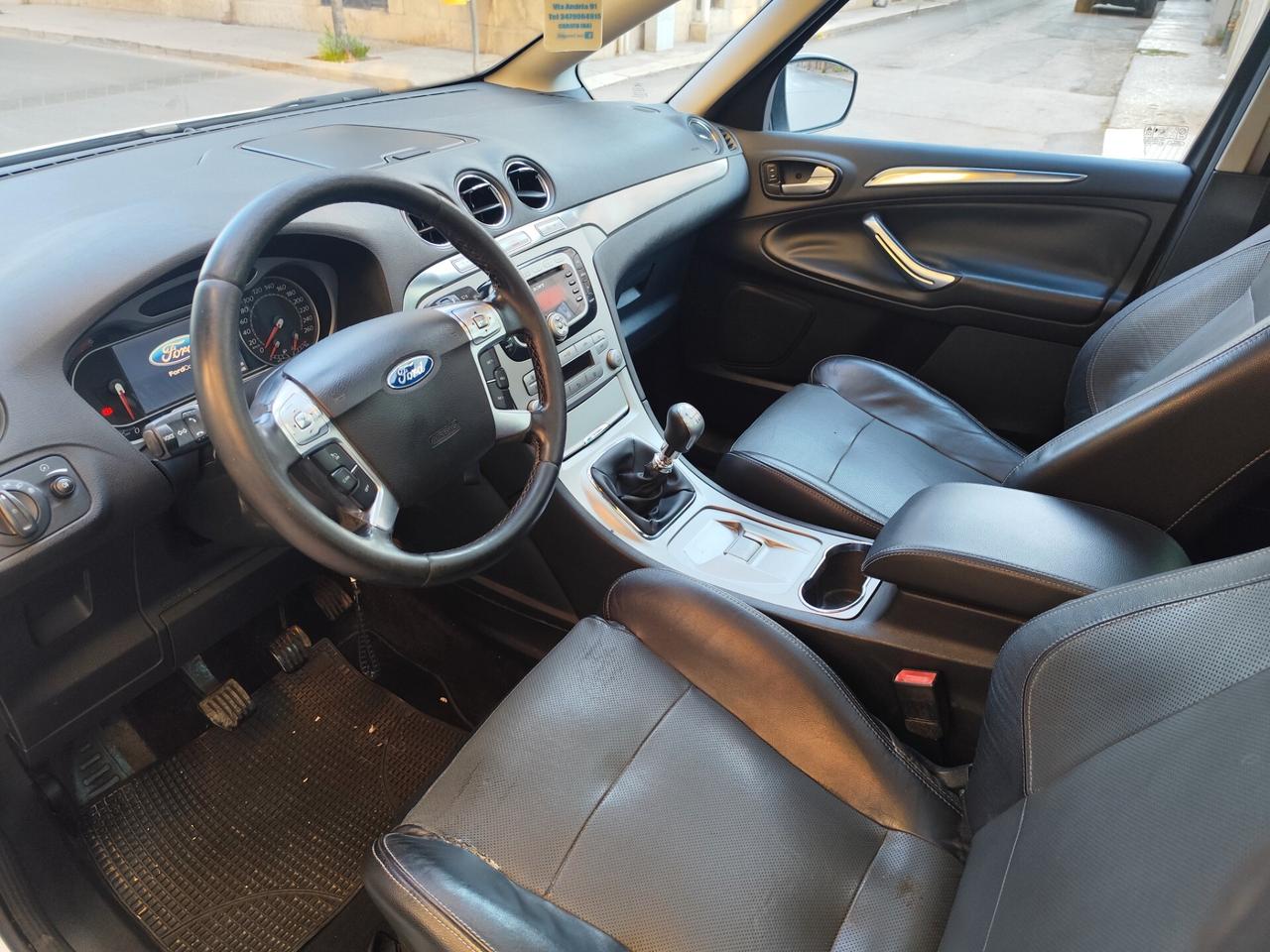Ford S-Max 2.0 TDCi 140CV Titanium TETTO