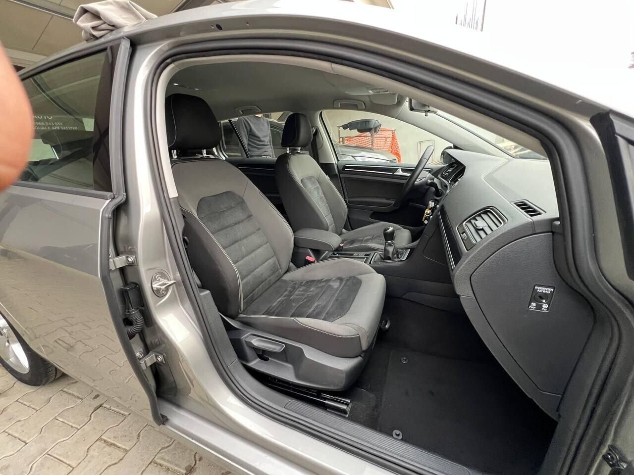 Volkswagen Golf Business 1.4 TGI 5p. Highline Blue