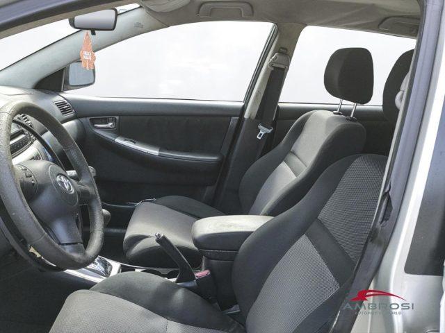 TOYOTA Corolla 1.D-4D M-MT 5 porte - PER OPERATORI DEL SETTORE