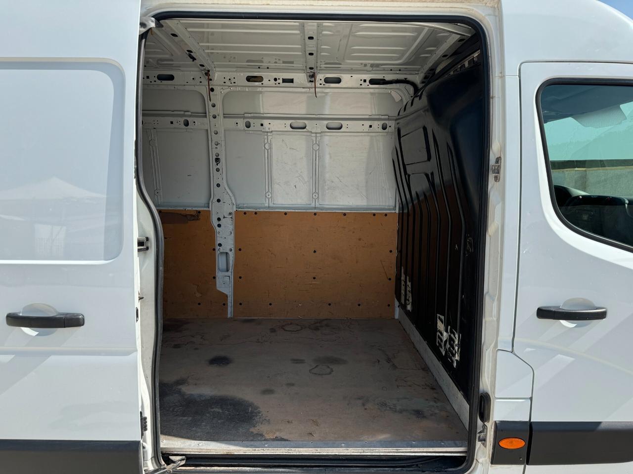 RENAULT MASTER T35 2.3 DCI/135 PL-TM FURGONE 2017