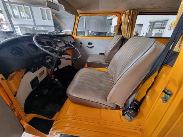 VOLKSWAGEN T2 FINESTRATO 8 POSTI
