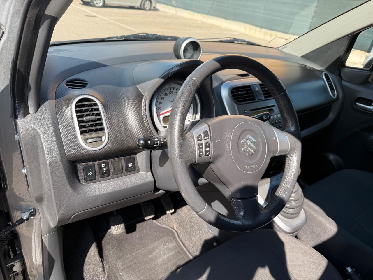 Suzuki Splash 1.0 - NEOPATENTATI - 12 MESI DI GARANZIA -
