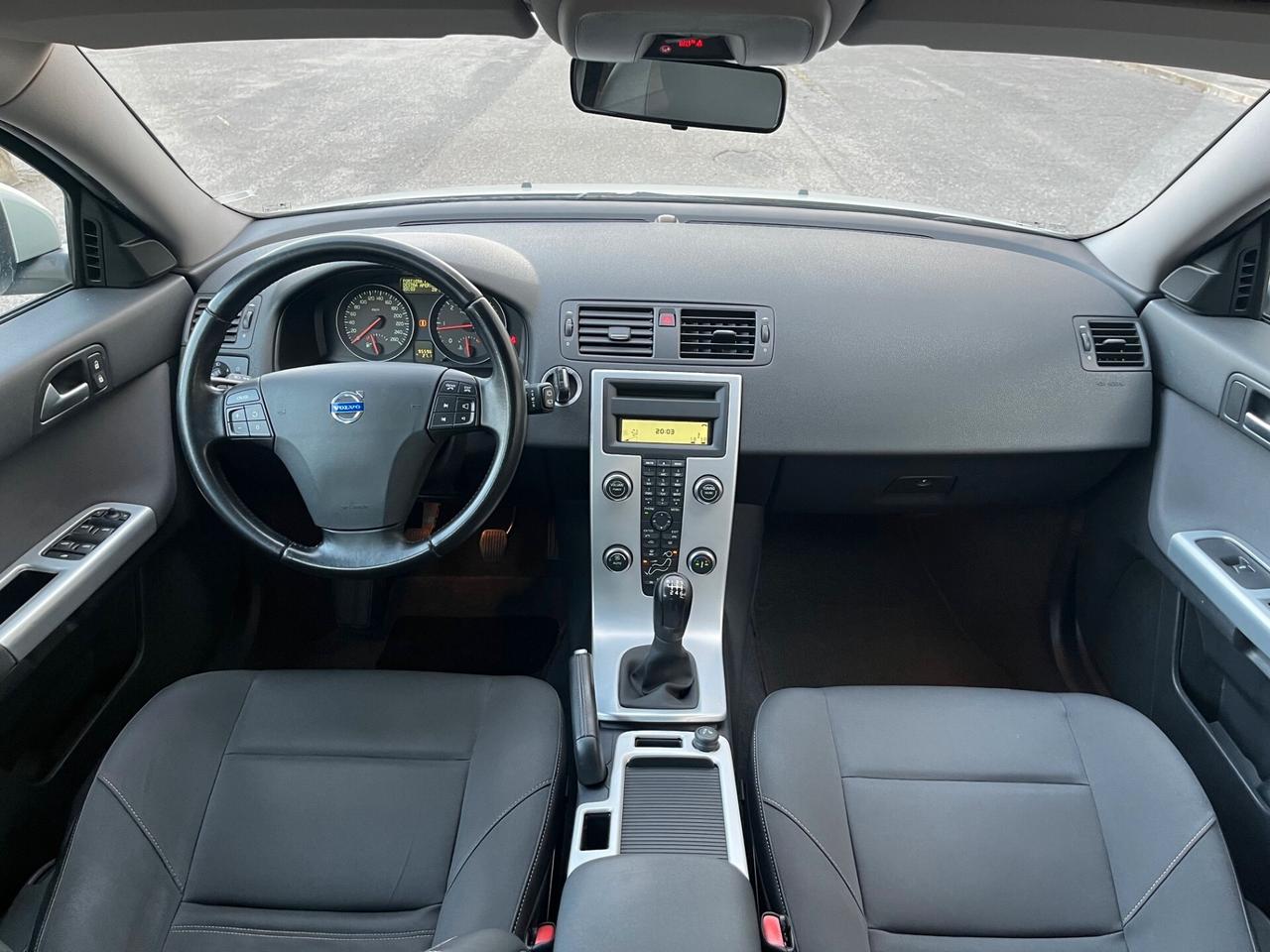 Volvo V50 D2 POLAR PLUS