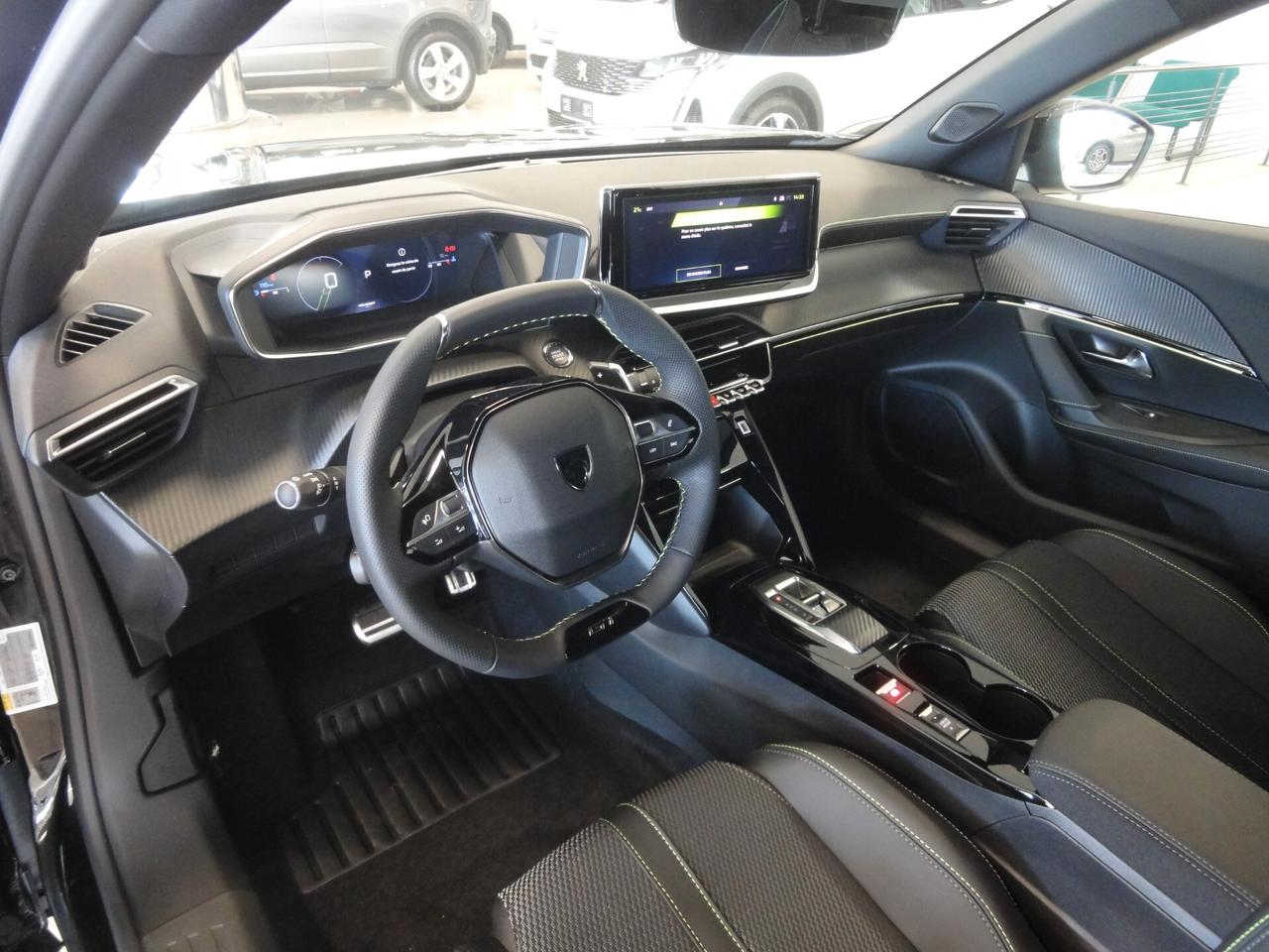 Peugeot 2008 BlueHDi 130 S&S EAT8 GT