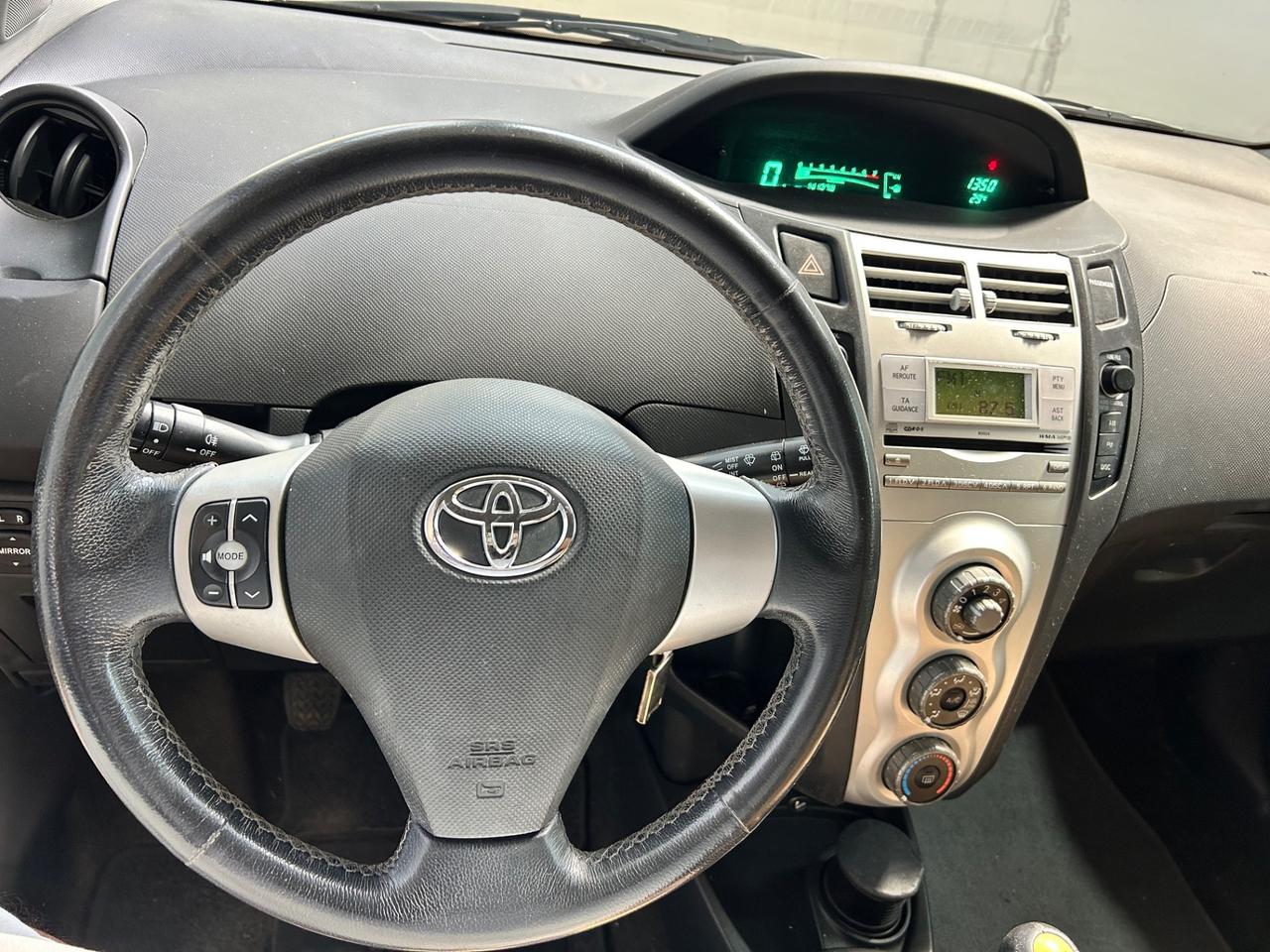 Toyota Yaris 1.0 3 porte