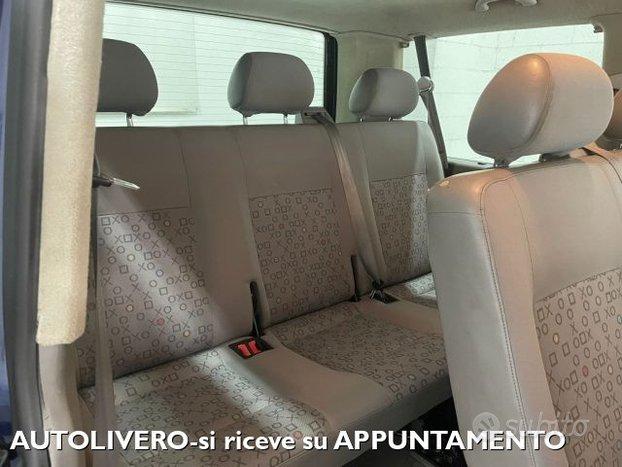 VOLKSWAGEN T5 Caravelle 1.9 TDI 105CV 9posti