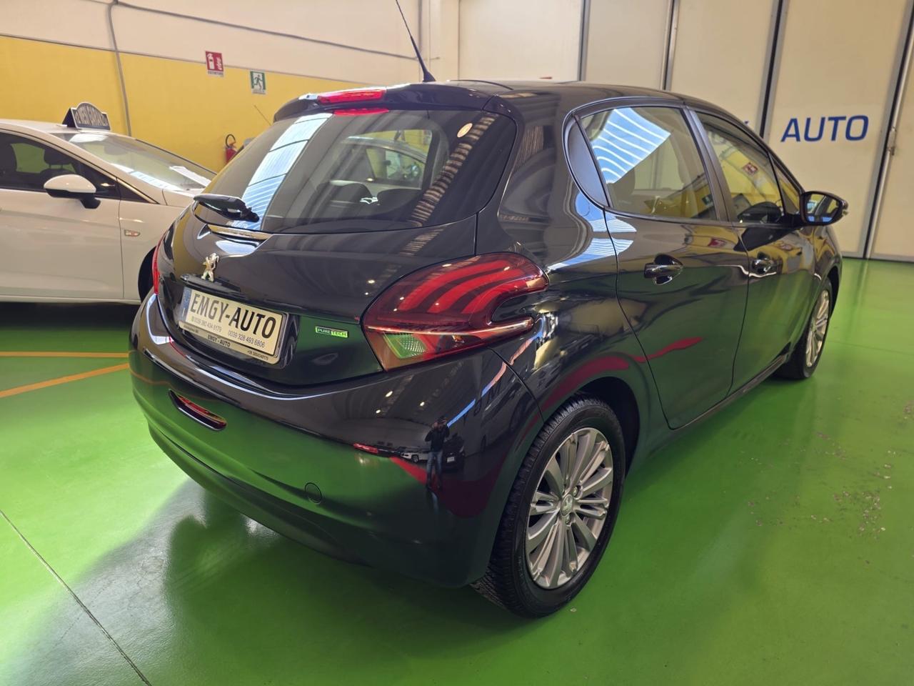 Peugeot 208 PureTech 68 5 p. Neopatentati