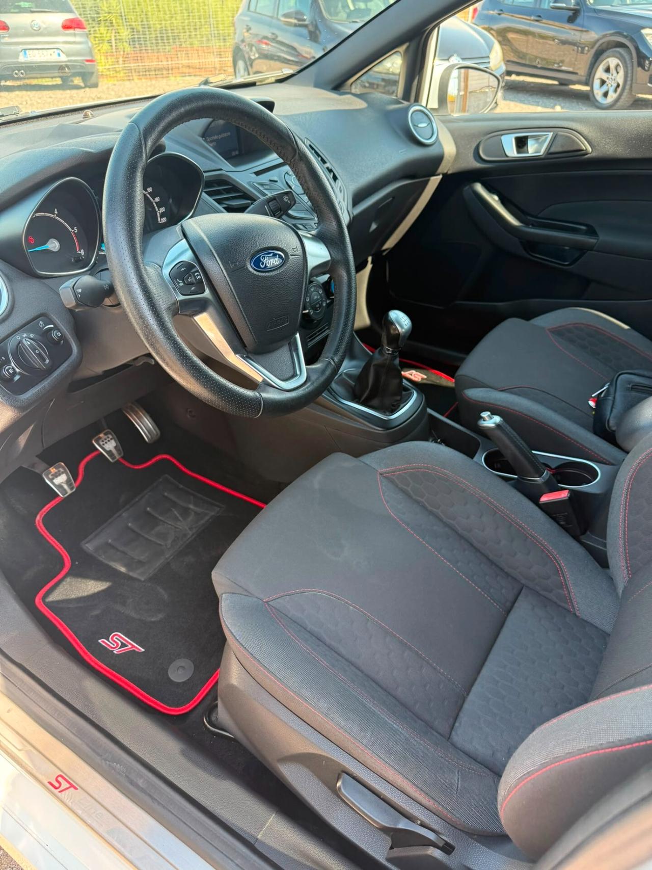 Ford Fiesta 1.5 TDCi 75CV 5 porte ST-Line