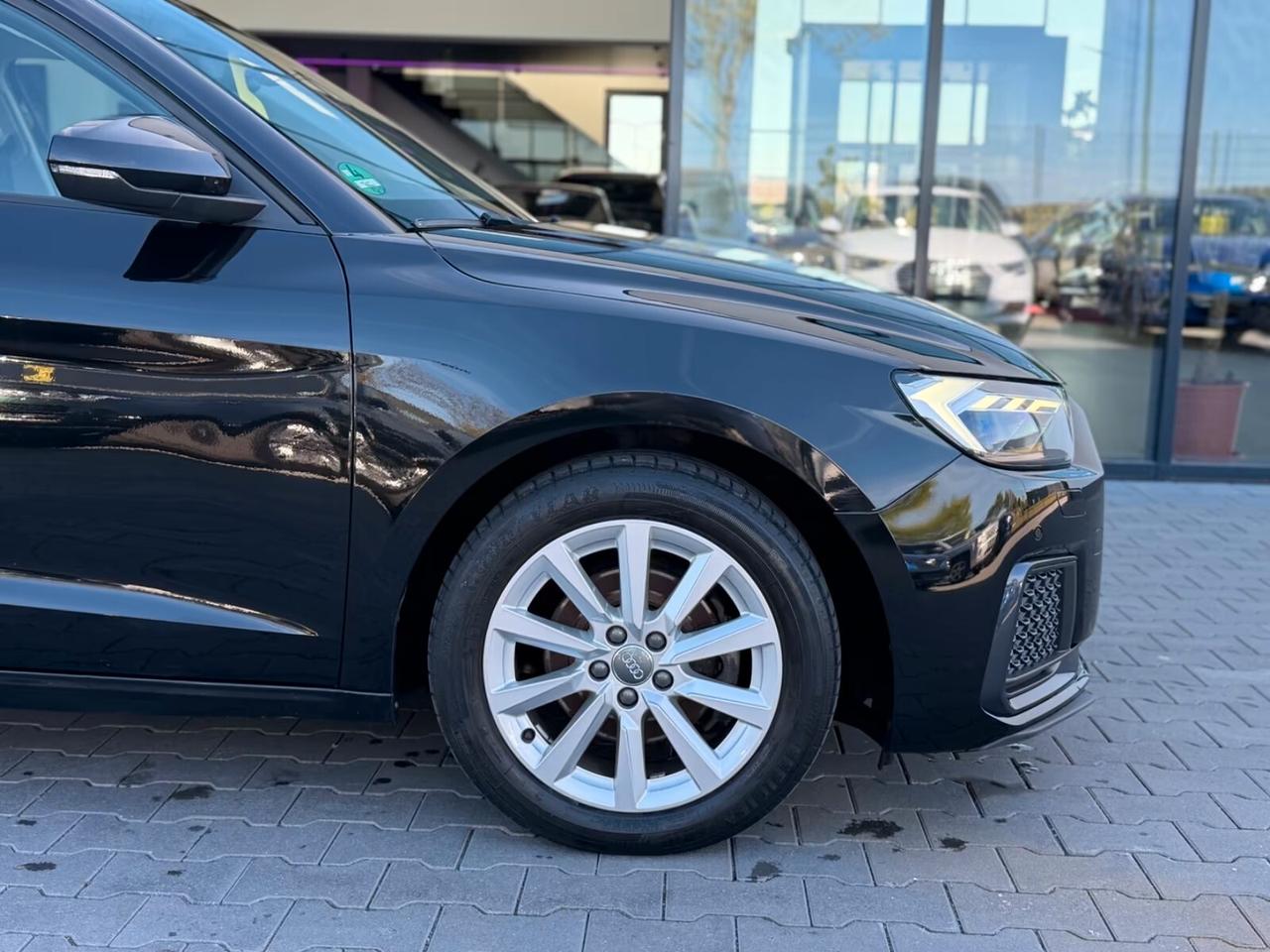 Audi A1 Sportback 30 TFSI advanced Virtual