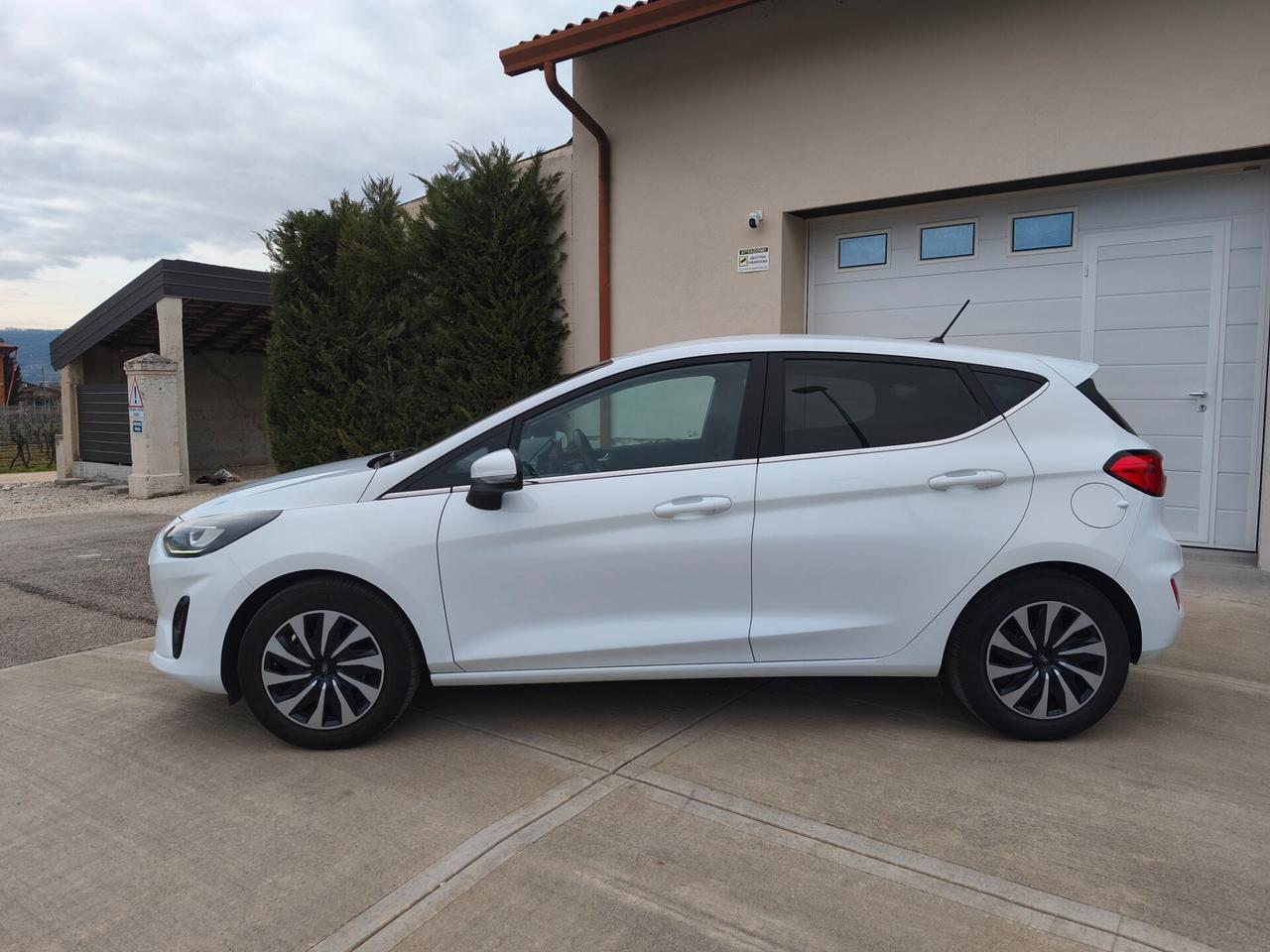 Ford Fiesta 1.1 -75 CV 5 p. Titanium Neopatentato