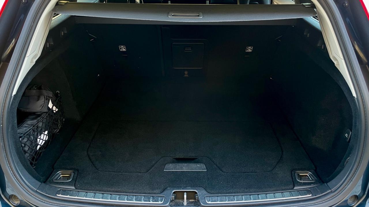 VOLVO V60 B4 2.0 PLUS BRIGHT 197CV - VIRTUAL COCKPIT, FULL LED
