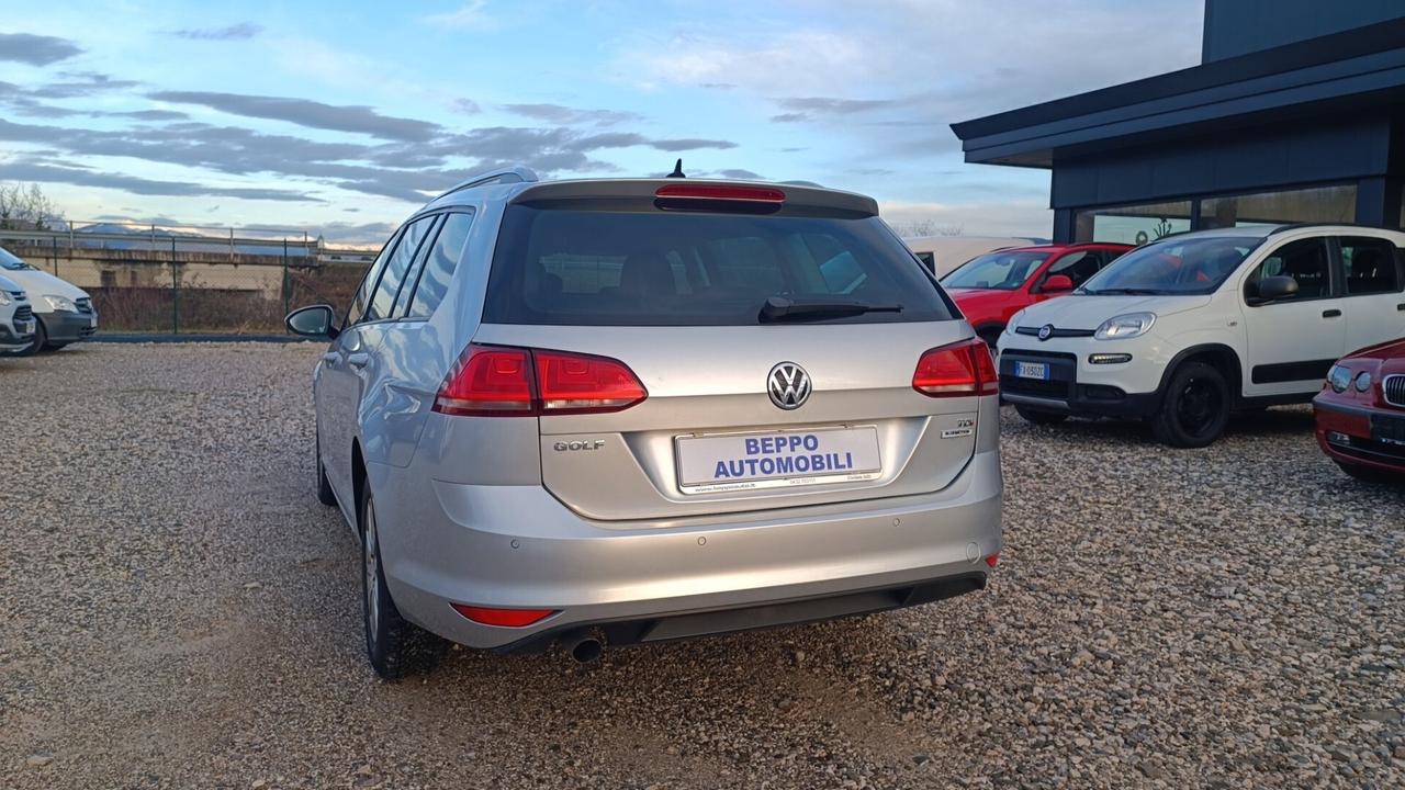 VOLKSWAGEN GOLF 1.6TDI 110CV AUTOMATICA DEL 2017