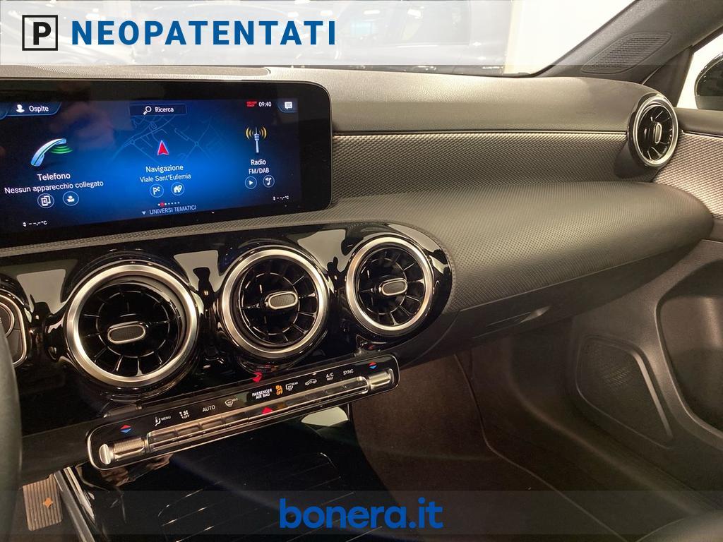 Mercedes Classe A 180 180 D Sport 8G-DCT