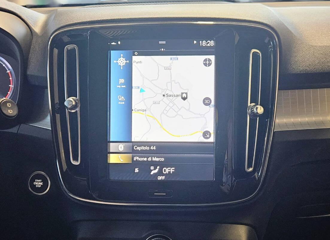 Volvo XC40 2.0 t4 Momentum awd geartronic my20