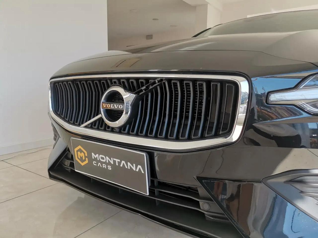 Volvo V60 B4 (d) Geartronic Momentum Business