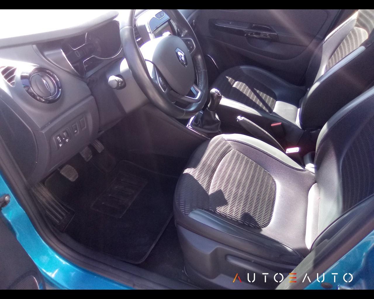 RENAULT CAPTUR 1.5 DCI HYPNOTIC (MAGNETIK) 90CV