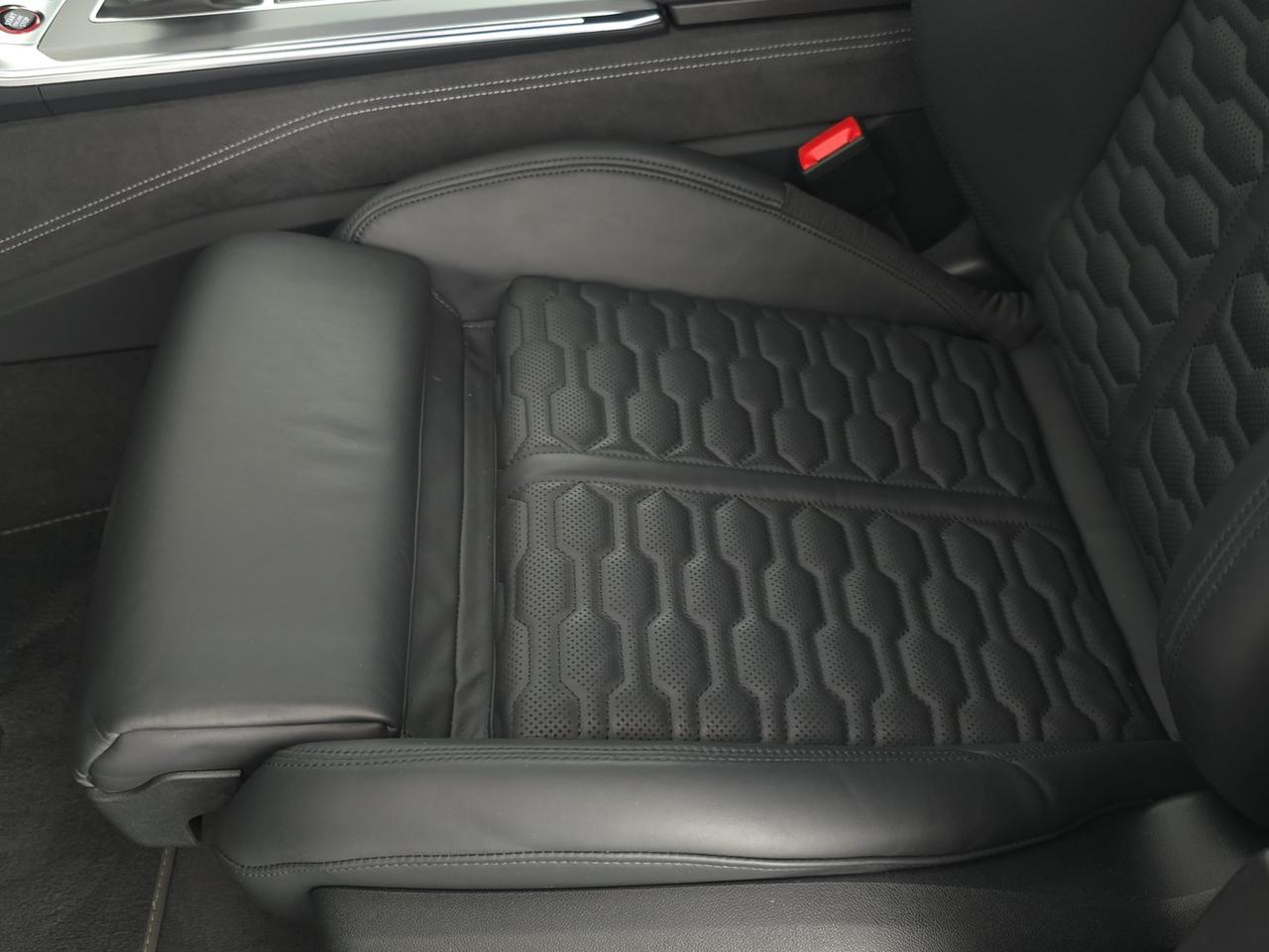 Audi RS6 avant 4.0 mhev quattro tiptronic
