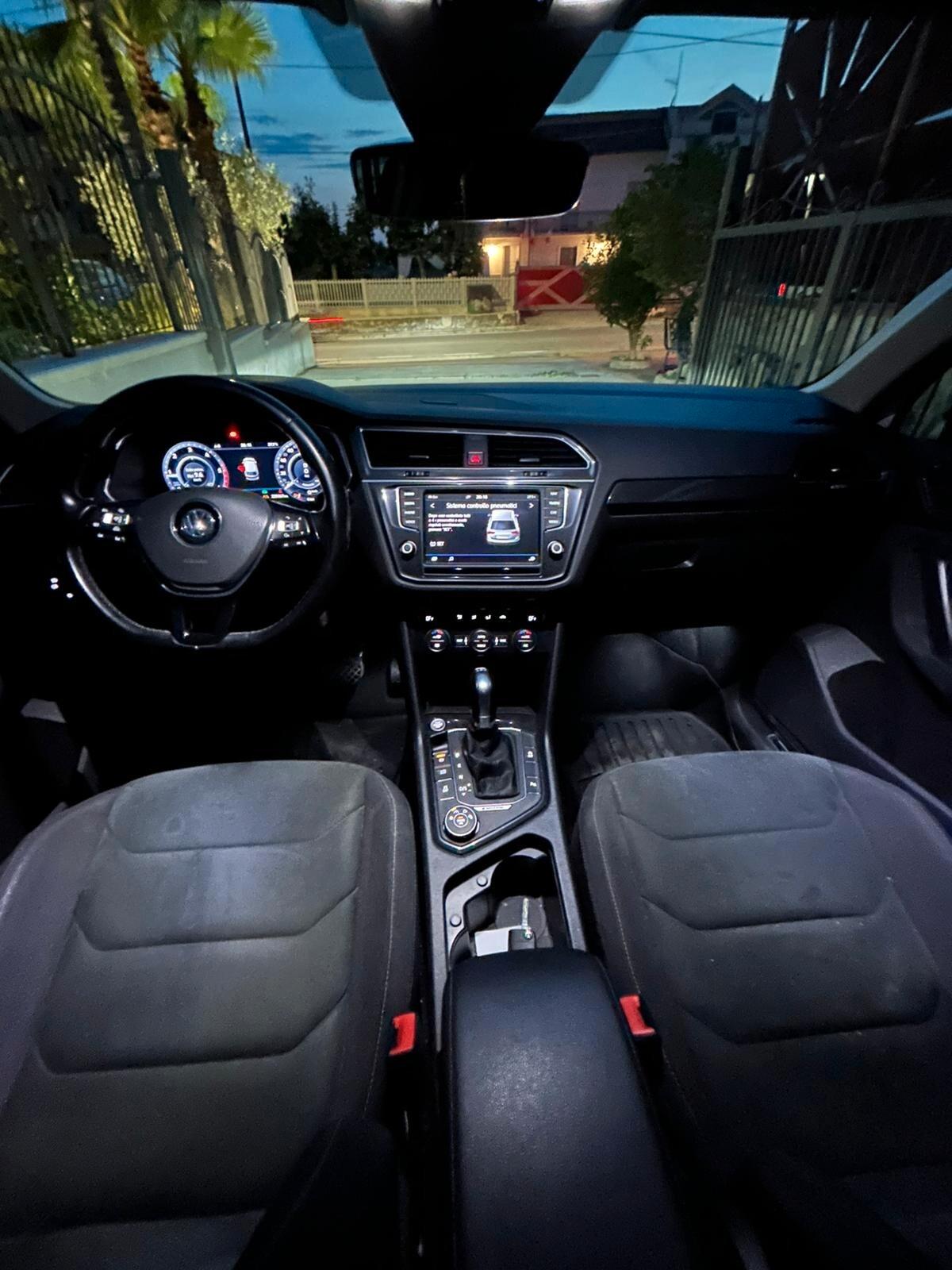 Volkswagen Tiguan 2.0 BiTDI SCR DSG 4MOTION Executive R-Line BMT