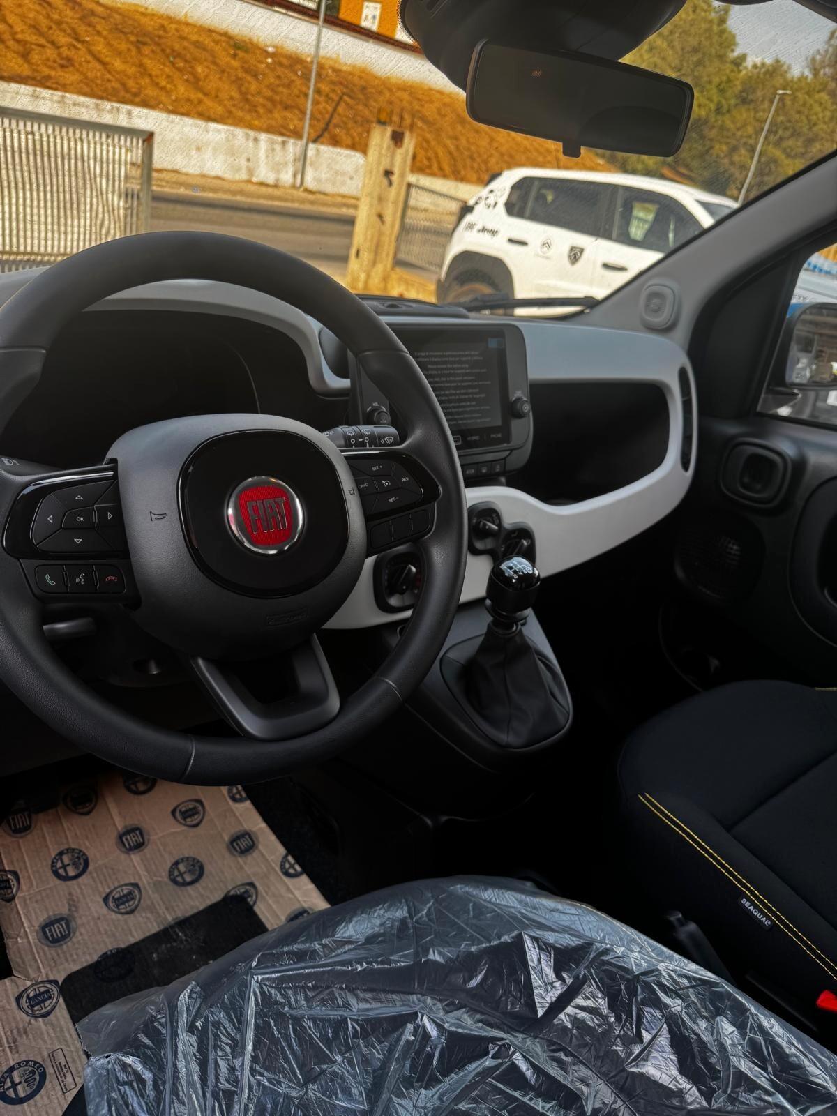 FIAT Pandina 1.0 Hybrid 65CV CROSS - NUOVA DA IMMATRICOLARE - Pronta Consegna