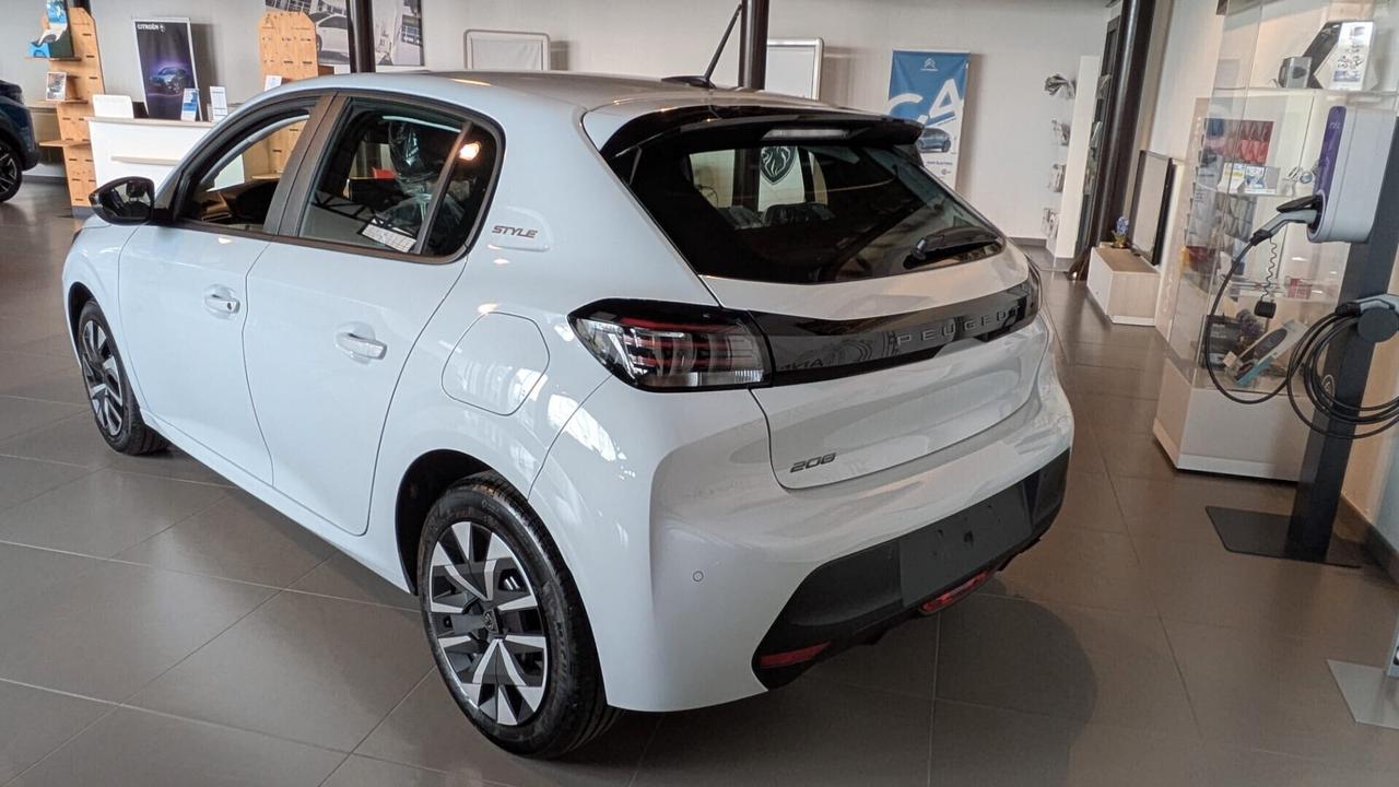 Peugeot 208 100 STYLE