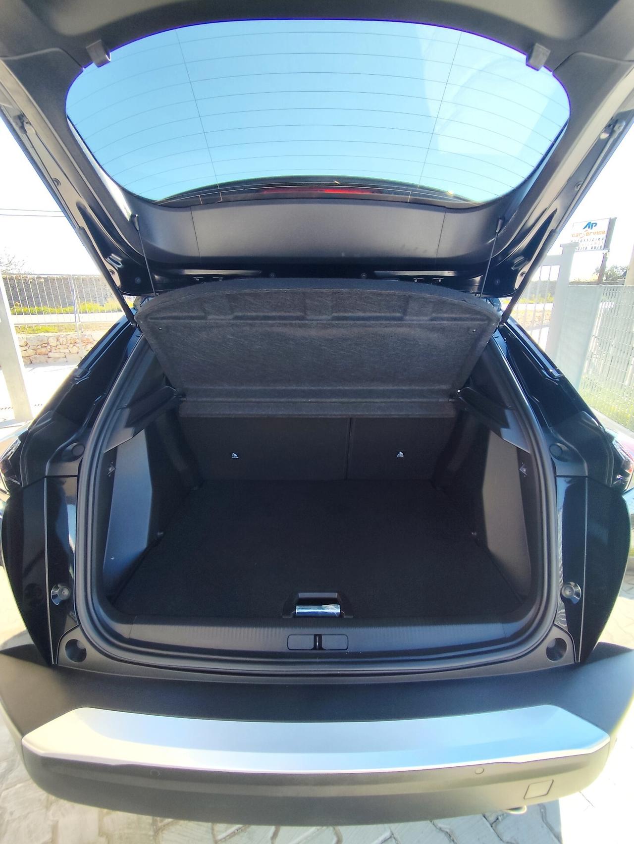 Peugeot 2008 BlueHDi 110 S&S Allure Pack