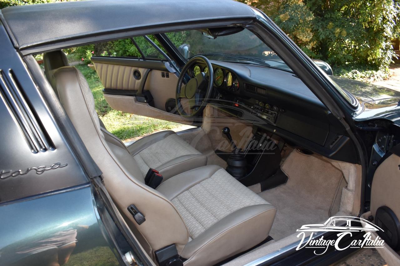 Porsche 911 SC Targa