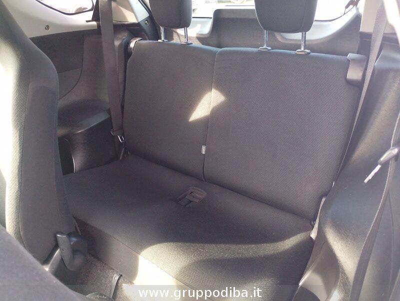 Toyota iQ 1.0 Active (sol) cvt E5