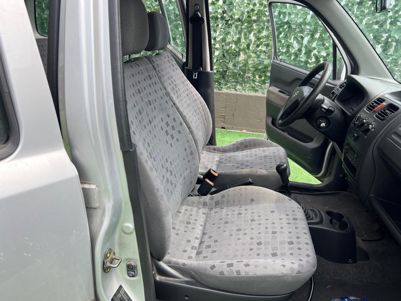 Opel Agila 1.2 16V Edition