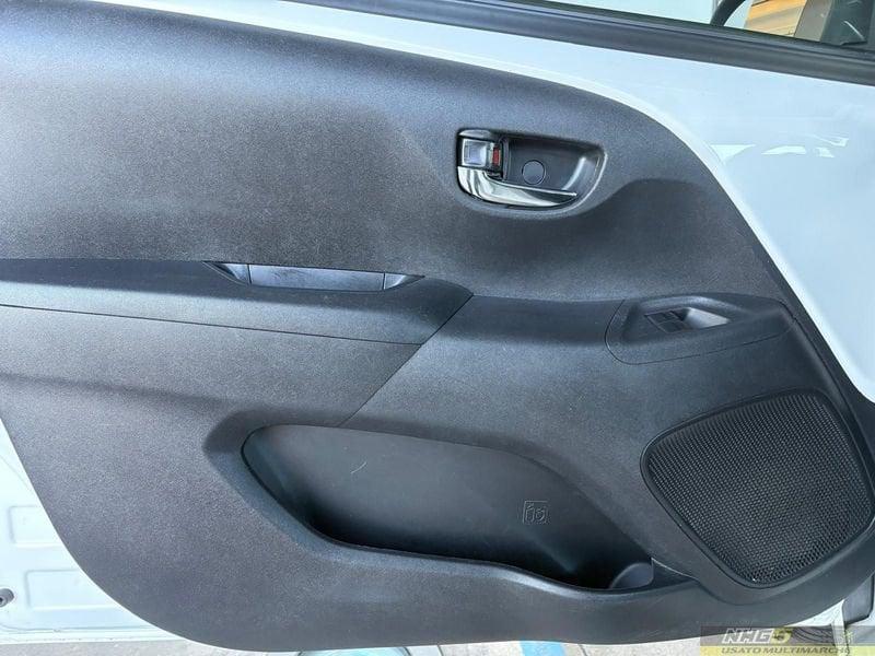 Citroën C1 VTi 72 5 porte Shine